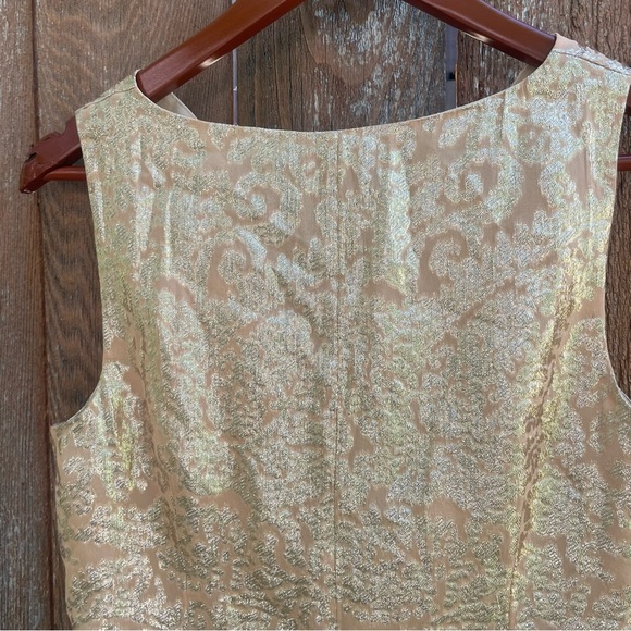 J Crew Women’s Gold Metallic Glitter Floral Sleeveless Silk Cowl Neck Size 4 - Picture 10 of 11